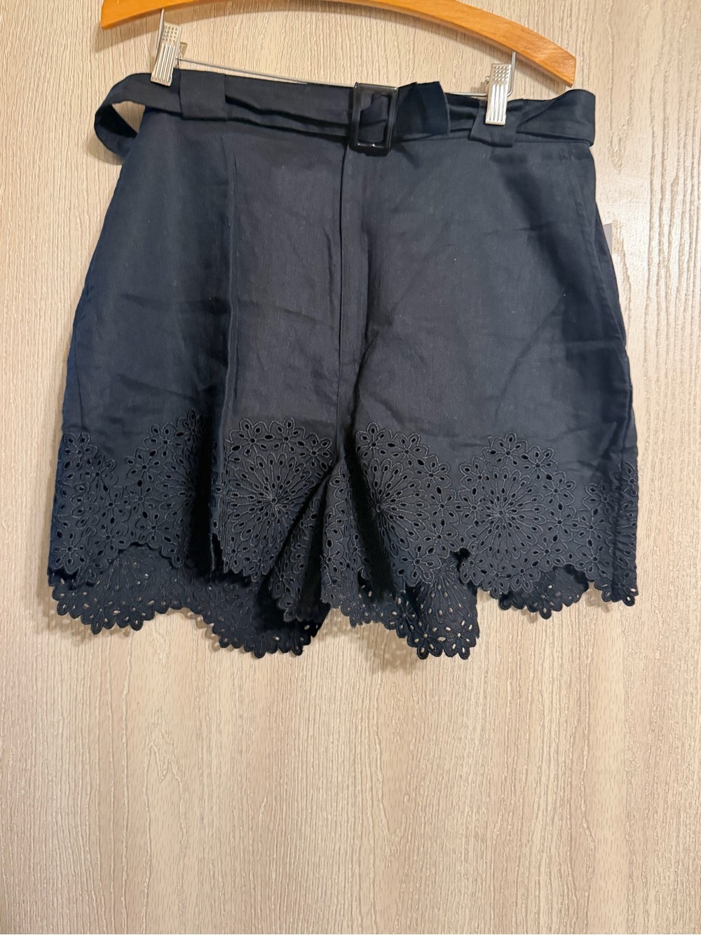 Joie Black Eyelet Scallop-Hem Shorts with Belt Cotton/Linen Blend
